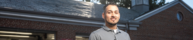 Carlos Gonzalez, service manager at Metro Motor auto repair shop in Old Town Alexandria, VA